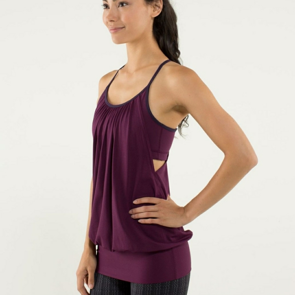 Lululemon tank size 4